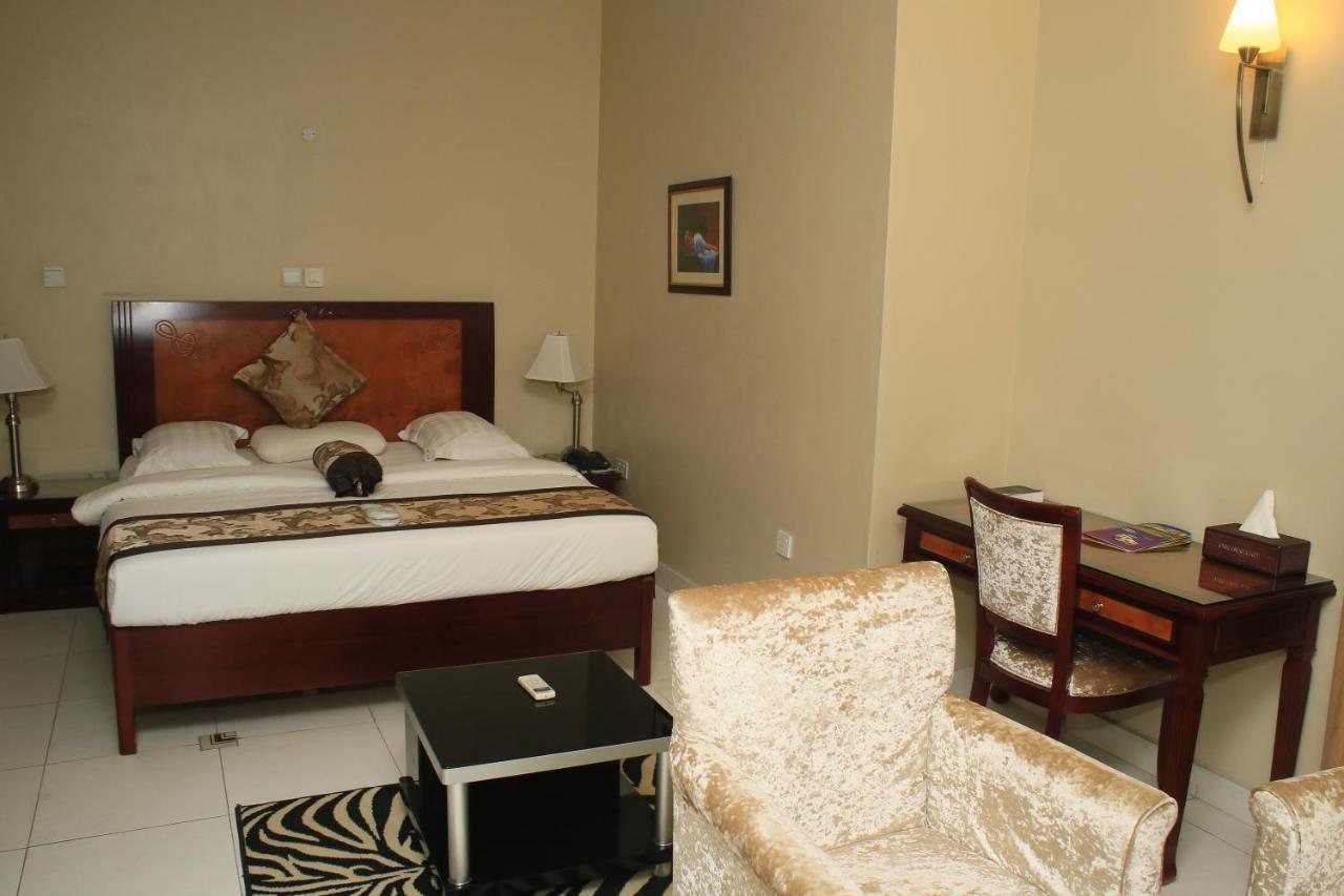 Oxygen Holiday Resort Owerri Esterno foto