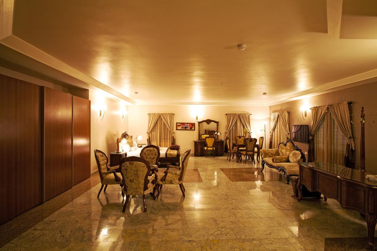 Oxygen Holiday Resort Owerri Esterno foto